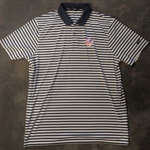 (SOLD) New York Yankees Nike Polo Athletic Shirt